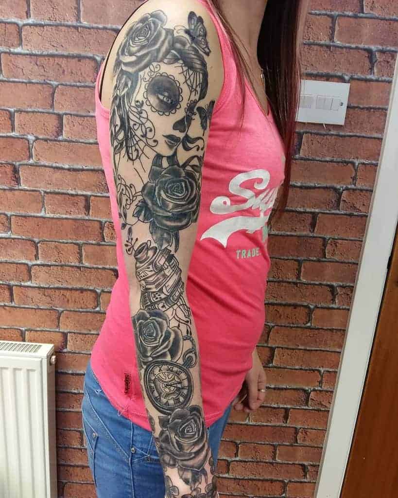 Black-and-White-Sleeve-Tattoos-for-Women-davethedot