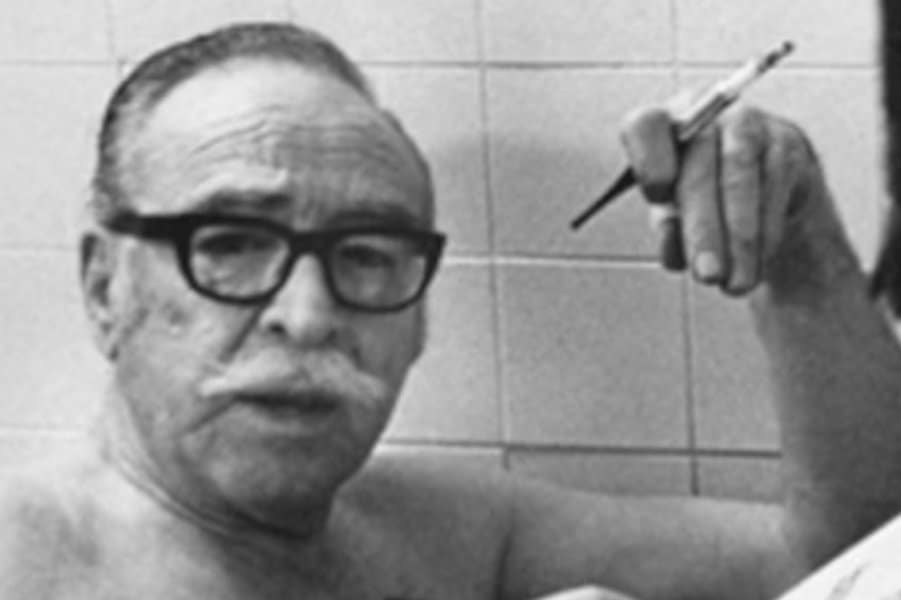 道尔顿·托伦波（Dalton Trumbo）