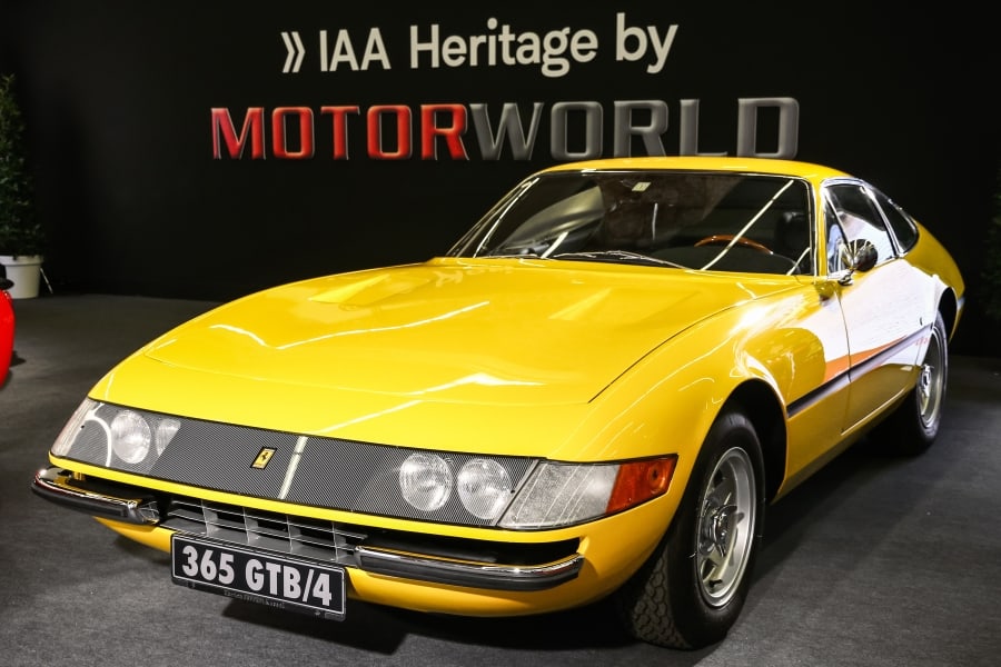 法拉利365 GTB4 Daytona  -  2
