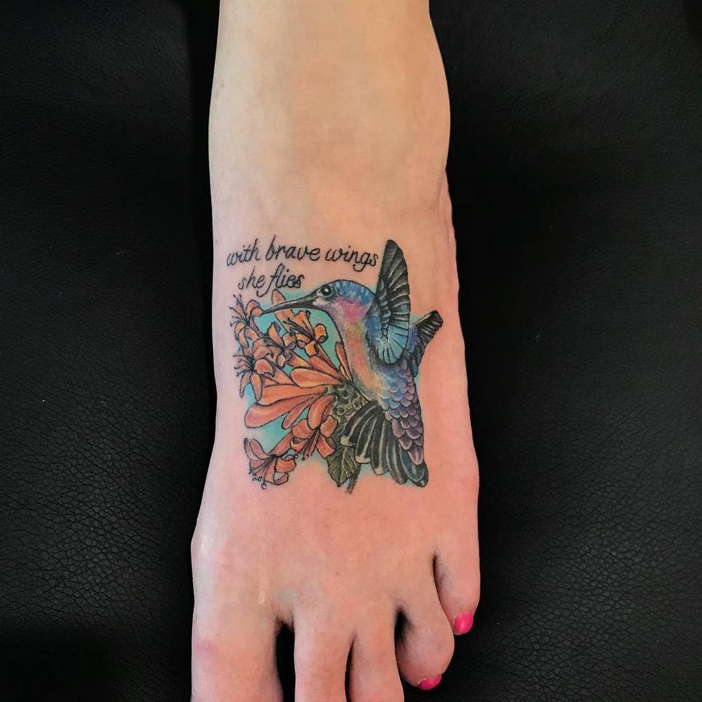 蜂鸟忍冬纹Hailmarytattoos