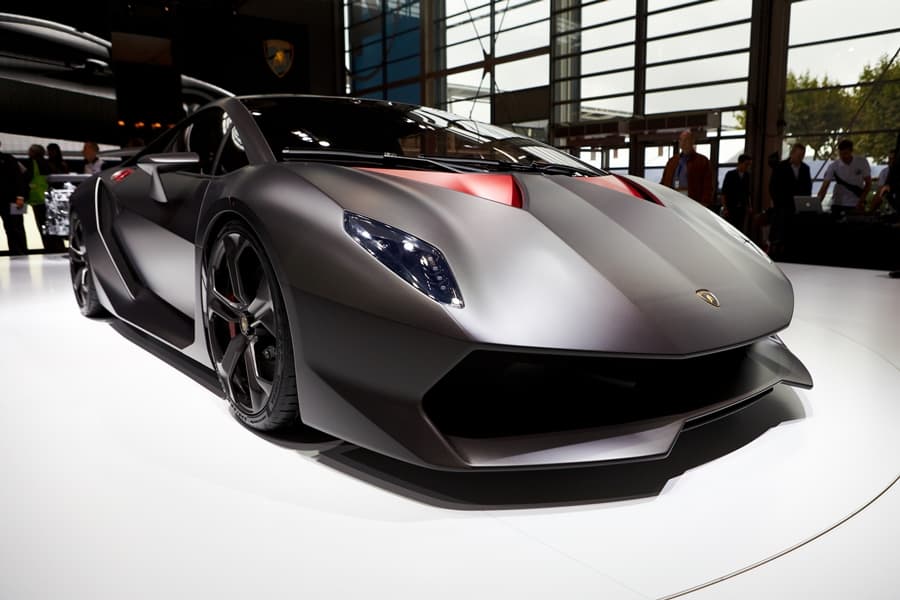 兰博基尼Sesto Elemento