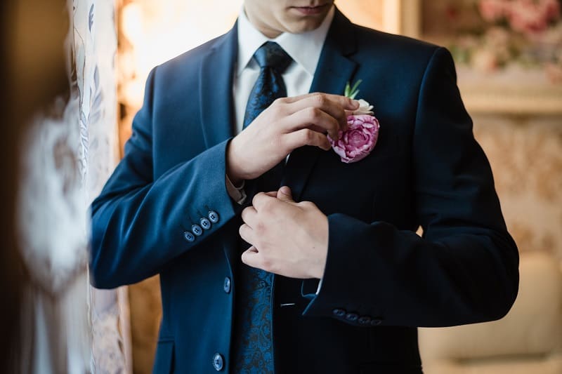 What-To-Wear-to-a-Semi-Formal-Wedding