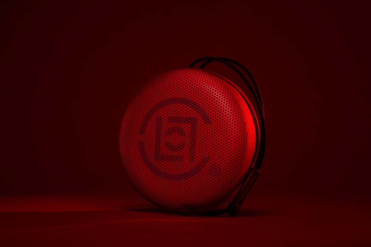 一个新的击败:限量版血栓爆炸& Olufsen音响Beosound A1