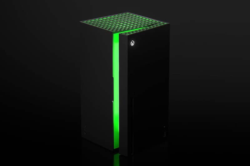 Xbox和Chill与Microsoft的Xbox系列X Mini Fridice